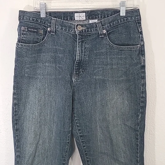 CALVIN KLEIN Women's Light Wash Bootcut Jeans, size 16 (run small) - Picture 2 of 10